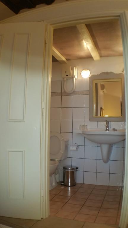 Aparthotel Economou Mansion Spétses Habitación foto