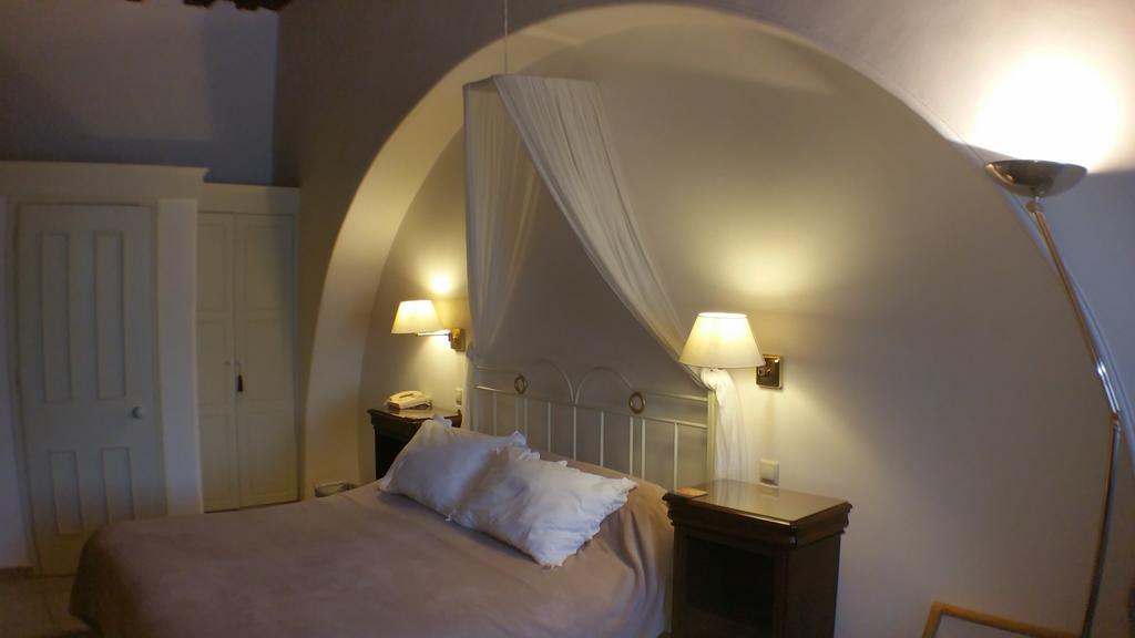 Aparthotel Economou Mansion Spétses Habitación foto